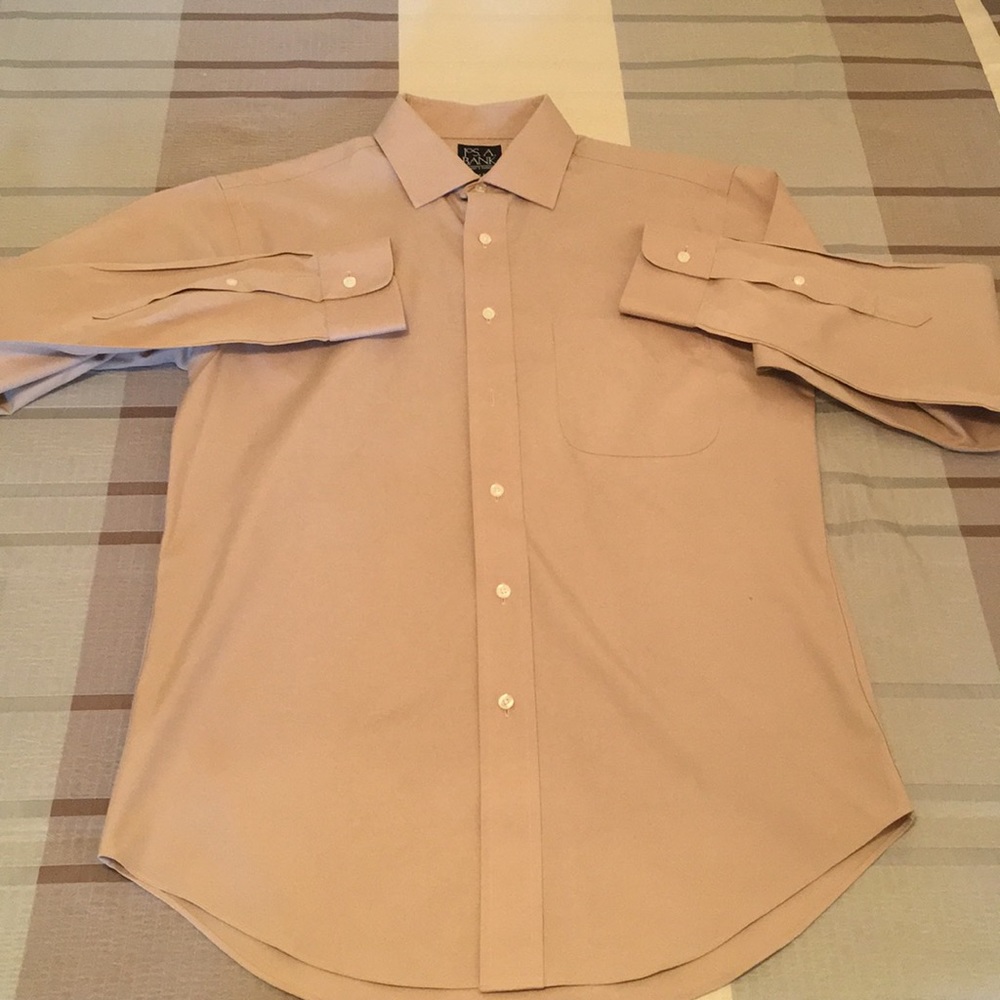 Men’s slim fit dress shirt size 15-34 new cond.